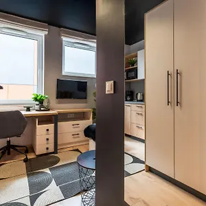 Apartment Rentplanet - Dyrekcyjna, Wroclaw